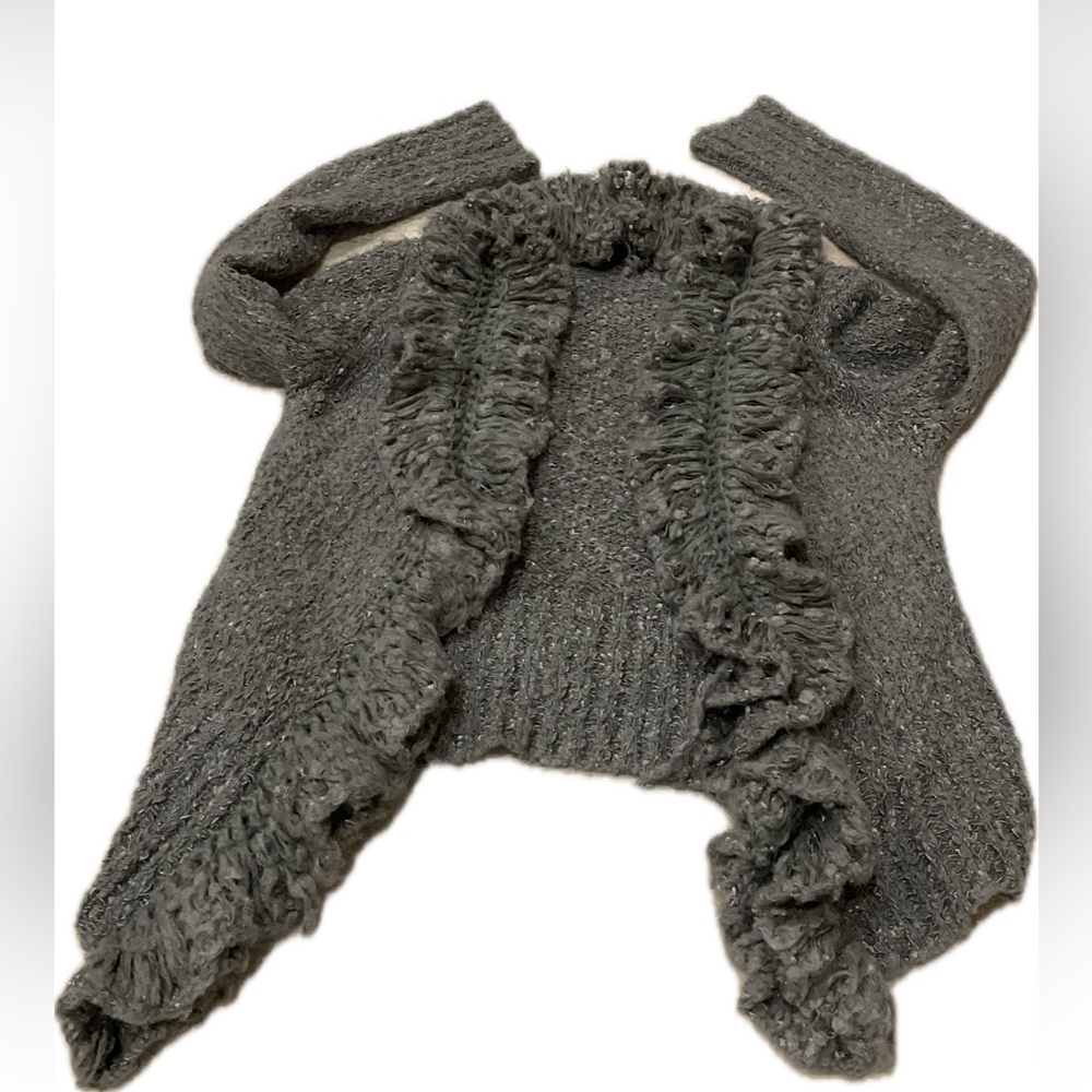 Super soft Gray with flex of white Boucle Open or close Sweater .